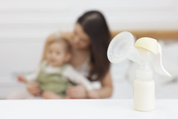 breast milk changes throughout day, breast milk changes, morning breast milk, night breast milk, breastfeeding timing