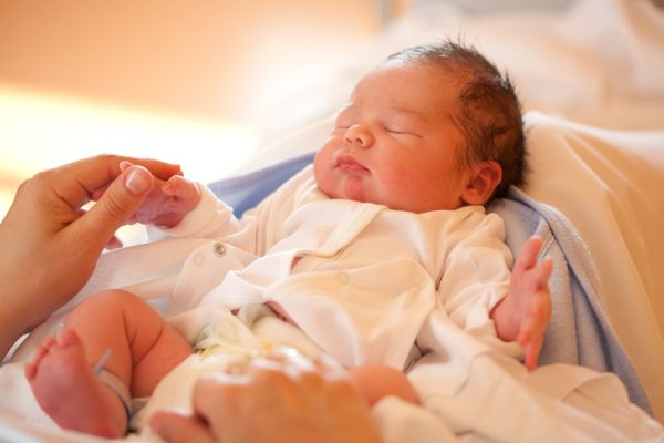Newborn care tips - Skidamarink Kids