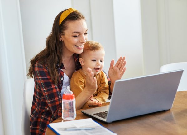 mother baby laptop computer child woman working business parent mom family - SKIDamarink KIDs mother baby laptop computer child woman working business parent mom family